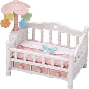 Sylvanian Families 5534 Detská postieľka s mobilom - hracia súprava Domček pre bábiky
