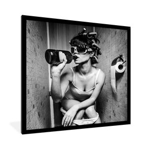 MuchoWow® Zarámovaný plagát Žena - toaleta - čierna - biela 40x40 Nástenný plagátový rám Fotky