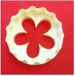 FMM Double Sided Cupcake Cutter Blossom/Scallop