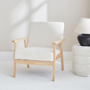 sweeek - Skandinavischer Sessel in Bouclé und Hevea-Holz - Kunstlammfell Weiß