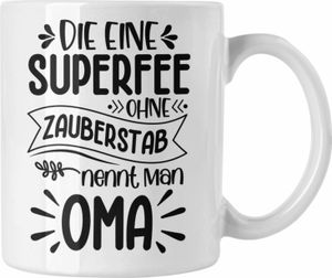 Trendation - Superfee Oma Tasse Geschenk für Beste Oma Der Welt Geburtstag Weihnachten (Weiß)