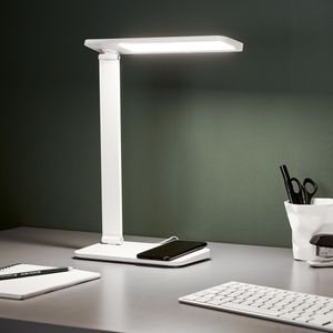 BRILLIANT LED Tischleuchte SEAMONT | funktionelle Schreibtischleuchte | weiß |  induktive Ladestation | 3 Stufen Touchdimmer | Lichtfarbe einstellbar | 9W | 800 lm | 3000 - 6500 K