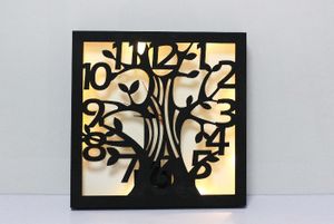 Holz LED Wanduhr Motiv Baum