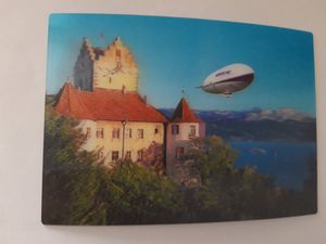 3 D Ansichtskarte Zeppelin über Meersburg, Postkarte Wackelkarte Hologrammkarte, Bodensee