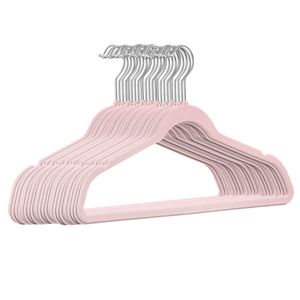 25 Stück hochwertige Samt Kleiderbügel in der Farbe Rosa mit Silber Haken / Anti-Rutsch / von StickandShine