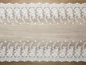 Hochwertiger Tischläufer / Spitzenband off-white, 0,45m x 9m, Modell Bogen