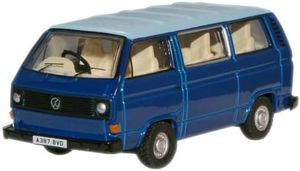 Modellauto VW T25 Bus blau/hellblau 1:76 von Oxford