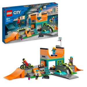LEGO 60364 City Skaterpark, Spielzeug für Kinder ab 6 Jahren, mit BMX-Rad, Skateboard, Scooter, Inline-Skates und 4 Skater-Minifiguren zum Ausführen von Stunts, 2023 Set
