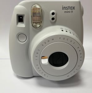 Fujifilm Instax Mini 9 - 0,6 - 2,7 m - 1/60 s - AA - 1,5 V - Alkali - 307 g