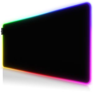 Titanwolf RGB Gaming Mauspad, Mousepad 900 x 400 mm, verbessert Präzision & Geschwindigkeit, schwarz