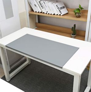 Schreibtischunterlage mit Kantenschutz Wasserdichte Kunstleder, Rutschfeste mit Kantenverriegelung Mausunterlage für Computertastatur, PC und Laptop Grau 60x30cm