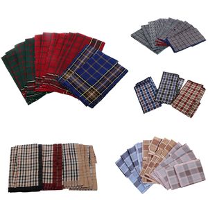 12 x Herrentücher (Es gibt drei Farben, die jeweils 4 Stück hankerchiefs in einer Farbe)  Farbe 4