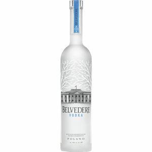 Belvedere Vodka destilovaná a plnená do fliaš v Poľsku | 40 % obj. | 0,7 l
