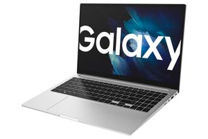 SAMSUNG Galaxy Book 15,6' i3 256GB Notebook Silber - Gebraucht  / OVP