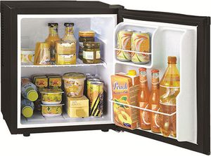 Sirge FRIGO38L0D Minichladnička s minibarom Tichá 38 litrov Záves dverí vymeniteľný + 0dB čierna Minibar s priehradkou na víno Rozmery: 430 (Š) x 410 (H) x 510 (V) mm Minibar