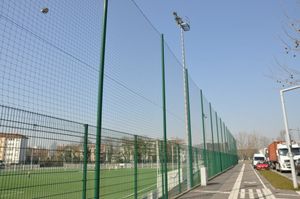 Stĺpiky a ochranná sieť 24 m - Ochrana lopty - Výška: 4 m