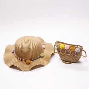 Strohhut und Kleine Tasche Set Mädchen Kinder Sommer Sonnenhut mit Blumendekoration für den Urlaub Reise Outdoor-Aktivitäten