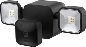 Blink Outdoor + Floodlight – kabellose, batteriebetriebene Flutlicht-Halterung und smarte HD-Überwachungskamera, 700 Lumen – 1 Kamera-Set