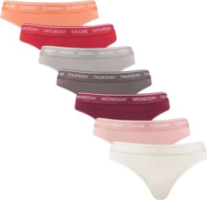 HöschenCalvin Klein 7-pack Thong 000QF5937E