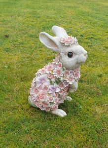 Dekofigur Hase sitzend mit Blumen lustige Gartendeko Tierfigur Kaninchen