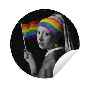 MuchoWow® Gartenposter Outdoor-Poster Rund Das Mädchen mit dem Perlenohrring - Pride Flag - Regenbogen Ø 60 cm Gartendeko Rundes Poster draußen