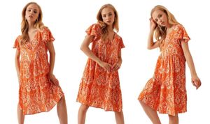 Sommer Kleid mit V-Ausschnitt, Größe 42 – Orange