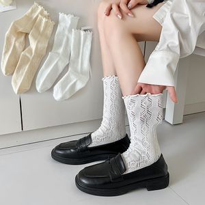 2 páry tradičných ponožiek farba:béžová+biela, veľkosť:35-42