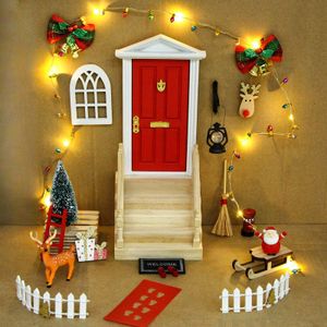 26 Stück Wichteltür Zubehör Weihnachten Set, mit LED Licht, Miniatur Puppenhaus Wichtel Tür, Weihnachtsdekoration
