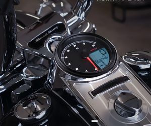 Tachometer Koso HD-05 für Harley Davidson FLS Softail FLSTC Heritage Classic ABS FXCW Rocker FXDB Dyna Switchback FXDBI EFI Street Bob FXDX Super Glide Bj. 2004 - 2013