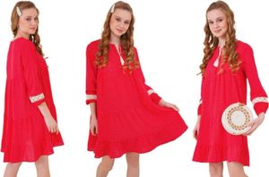 Kleid mit Rüschen, Größe 40 – Rot