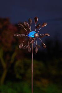 Solar Windrad farbwechsel LED Windspiel Gartendeko Gartenstecker Metall , Solar Windräder:Gemini