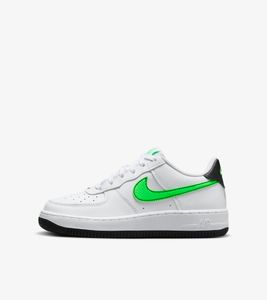 Nike Air Force 1 "White Green Strike" Green/White, Velikost: 37,5