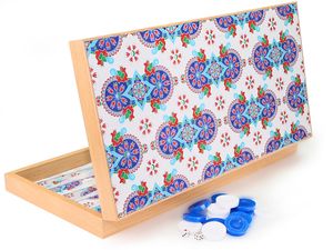 Krásný motiv herních dlaždic backgammon / tavla