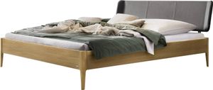 Hasena Massivholzbett mit gepolstertem Kopfteil Varese Eiche Massivholz Farbe 74-Eiche bright, geölt Größe 180x210 cm Hasena Massivholzbett mit gepolstertem Kopfteil Varese Eiche Massivholz Farbe 74-Eiche bright, geölt Größe 180x210 cm