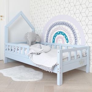 Hausbett 70x140 Mit Rausfallschutz Himmelblau - LILO NUO - Kinderbett 70x140 Solid - Kinderbett Haus - Rausfallschutz Bett Holz für Kinderzimmer - Kinderbett Mädchen und Jungen