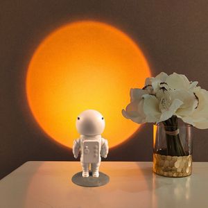 Astronaut Sonnenuntergang Lampe, LED Sonnenuntergang Projektor Licht, Berühren Plug in Nachtlicht