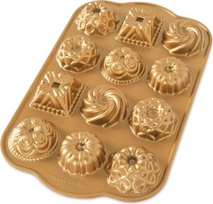 Forma na pečenie Bundt cake od spoločnosti Nordic Ware Bundt Charms - 12 kusov