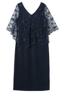 sheego Damen Große Größen Abendkleid im Lagenlook, mit Mesh und Spitze Abendkleid Abendmode elegant V-Ausschnitt Mesh unifarben