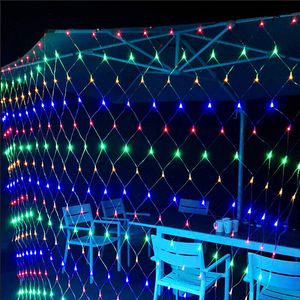 2x2m 144 LED Lichternetz 8 Lichtmodi Lichterkette Wasserdicht Innen Außen Weihnachten Party Garten Deko, Bunt