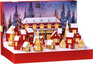 The Ritual of Advent Premium 2023 – 24 Geschenke für Frauen und Männer –  Wellbeing-Produkte – Adventskalender in Form eines Weihnachtsdorfes