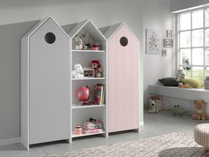 Třídílná sada CASAMI se skládá z: 1-dveřová skříň s čelem v růžové barvě, policová skříň, 1-dveřová skříň s čelem v šedé barvě