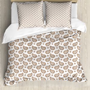 ABAKUHAUS Brown Paisley Bettbezug Set für Einzelbetten, Komplizierte Sun Damast, Milbensicher Allergiker geeignet mit Kissenbezug, 200 cm x 200 cm - 80 x 80 cm, Karamell und Weiß
