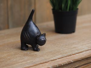 Bronzefigur kleine schwarze Katze