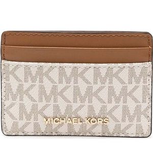 Michael Kors Dámské pouzdro na kreditní karty a vizitky 34F1GJ6D0B-150 Barva: béžová Velikost: jedna velikost