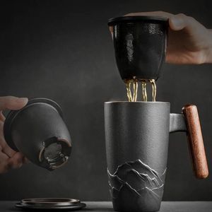 NORDTHAL keramický hrnček šálka na kávu šálka na čaj hrnček so sitkom na čaj drevená rukoväť čierna