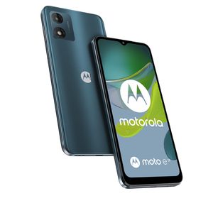 Motorola Moto E13 aurora green