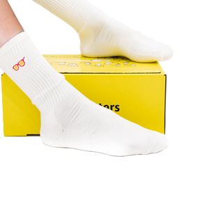 Nerd hunters Socken Gen-Z Frottier Lang Premium Unisex Sport, Weiß mit Rosa Brillen-Motiv, 35-41