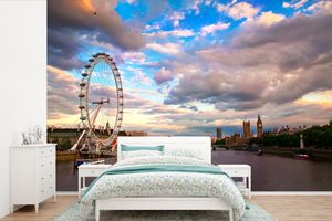MuchoWow® Fototapete für Wohnzimmer oder Schlafzimmer Wandtapete Vinyl Motivtapete Weiße Wolkenformation über dem London Eye in London - 330x220 cm - Fototapeten