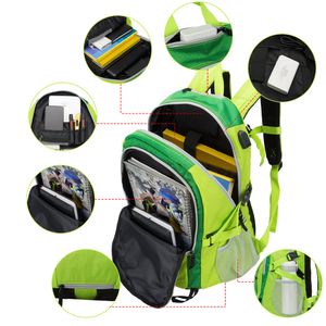 Rucksack 25L 700g leicht reißfest 100% wasserdichte Hülle USB-Port Outdoor Trekking Daypack Freizeitrucksack Wanderrucksack Reiserucksack, Farbe:rot Rucksack 25L 700g leicht reißfest 100% wasserdichte Hülle USB-Port Outdoor Trekking Daypack Freizeitrucksack Wanderrucksack Reiserucksack, Farbe:rot