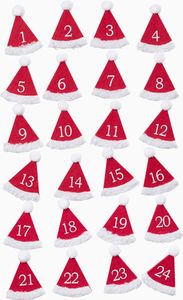 24 Filz Adventskalender Zahlen, Nikolausmützen mit Klebepunkt, 75 mm